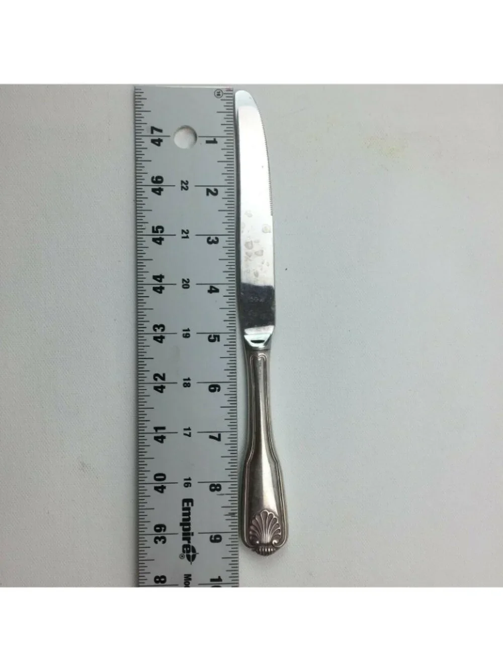 11 Dinner Knives The Main Course MNF27 Shell Stainless Serrated Flatware